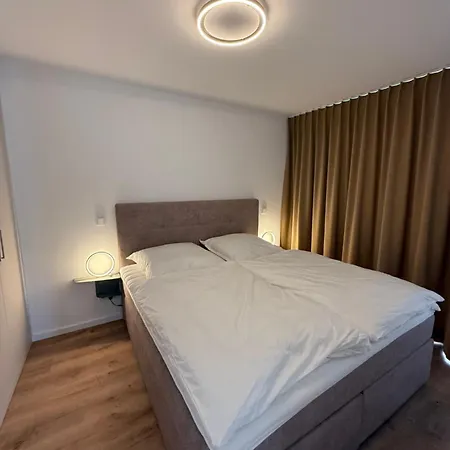 Maybach Huus Apartament