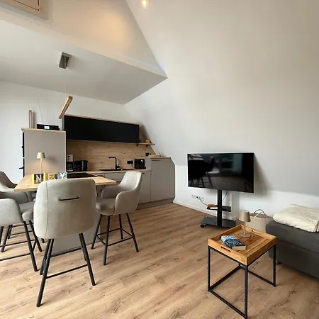 Apartament Maybach Huus *