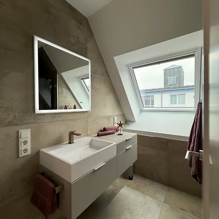 Apartament Maybach Huus *