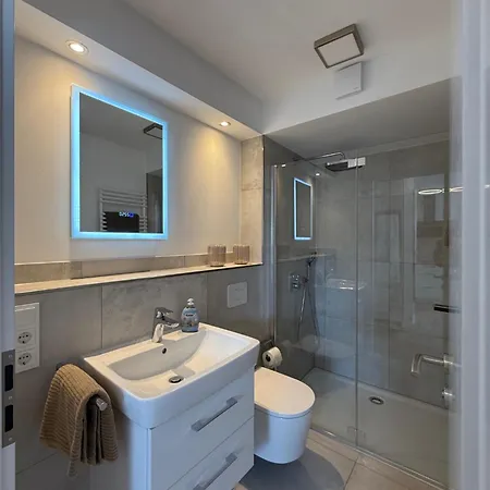 Apartament Maybach Huus *
